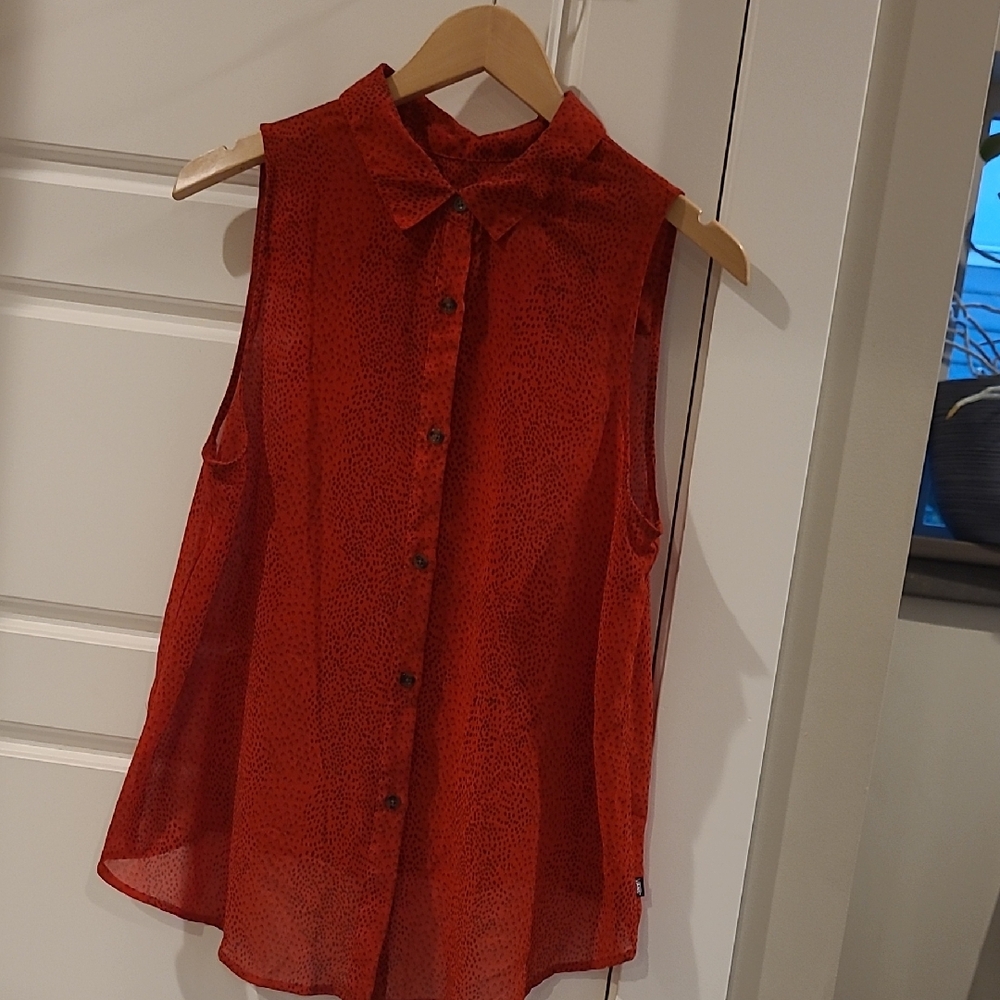 Vans Sleeveless Button Down. Size Large
